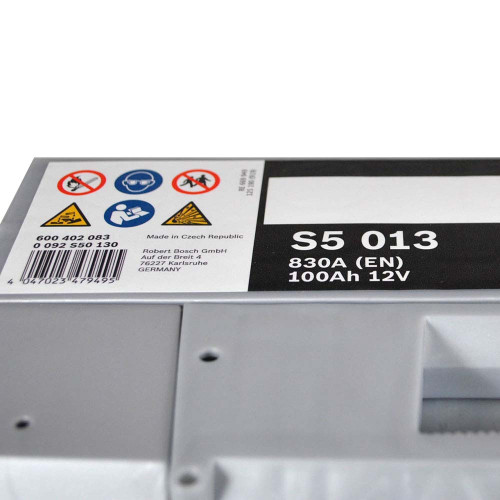 Автомобільний акумулятор BOSCH 100Ah 830A R+ (правий +) S50 130