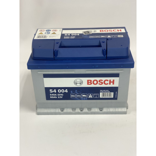 Автомобільний акумулятор BOSCH 60Ah 540A R+ (правий +) LB2 (S40 040)