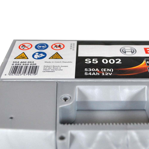 Автомобільний акумулятор BOSCH 54Ah 530A R+ (правий +) L1 (S50 020)